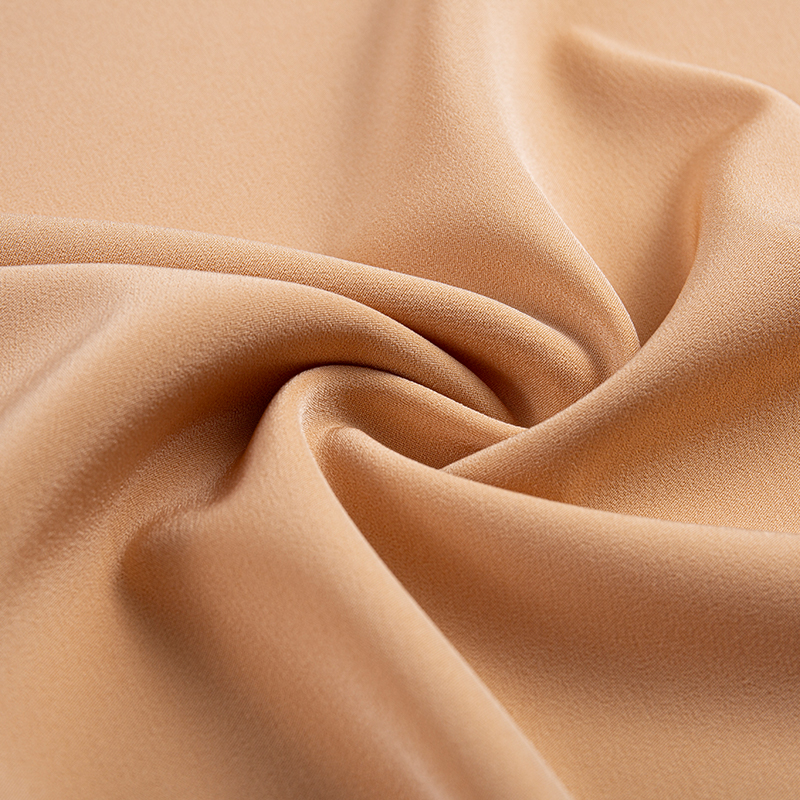 Imitat-Acetat-Stoff mit horizontalen Streifen und Vier-Wege-Stretch-Satin